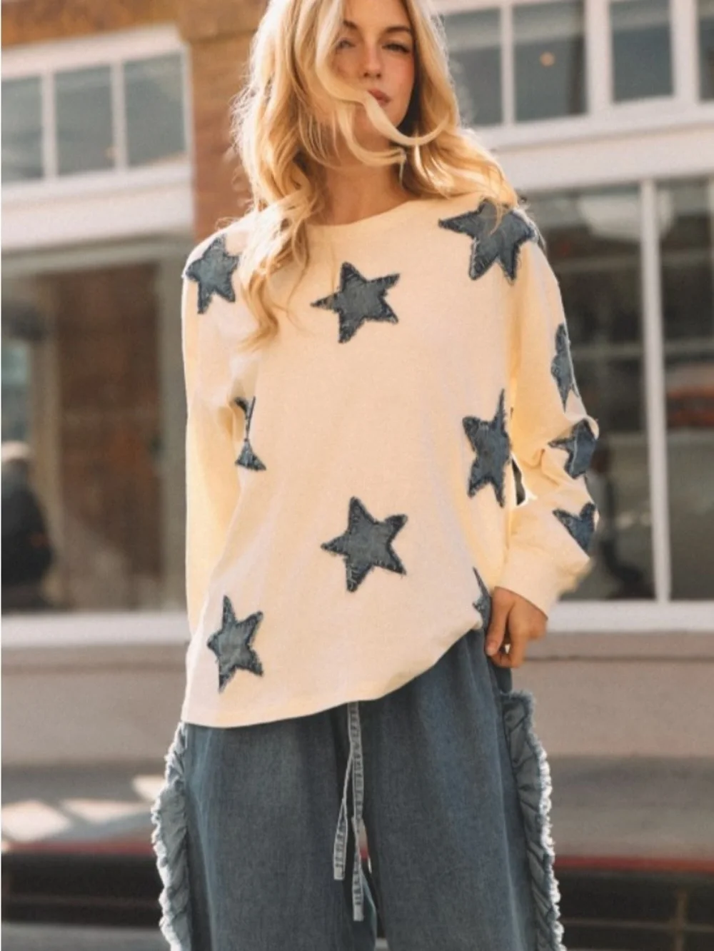 Sage & Fig Cream Star-Pattern Crewneck Sweater